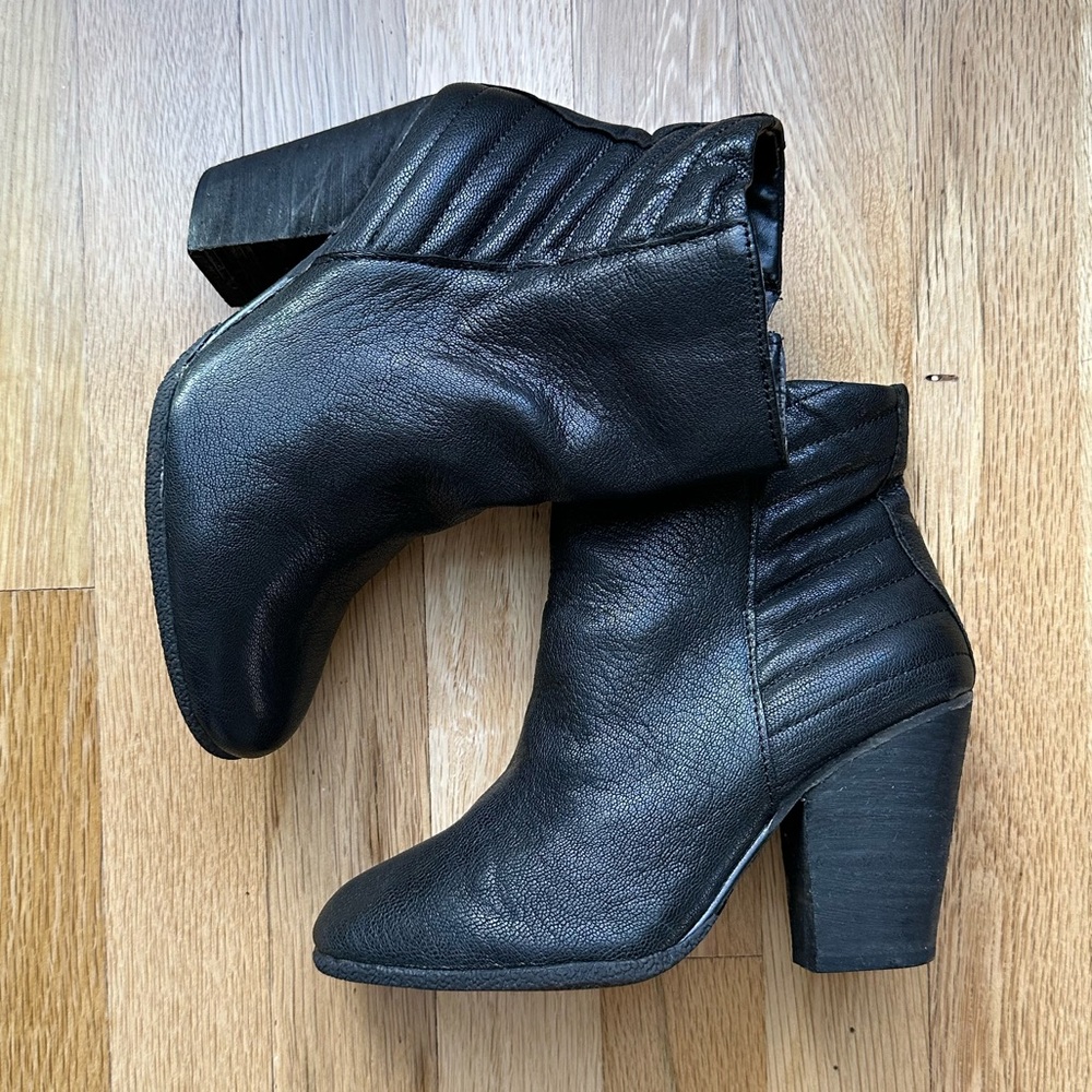 Vince Camuto Black Heeled Boots
